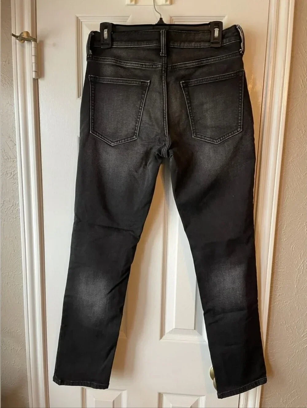 Old Navy Black Slim Stretch Skinny Jeans Built-In Tough 24/7 size 30 x 30 - Picture 2 of 2